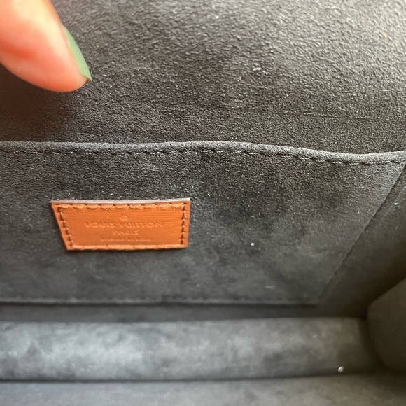 Louis Vuitton Dauphine MM - Picture 8 of 11
